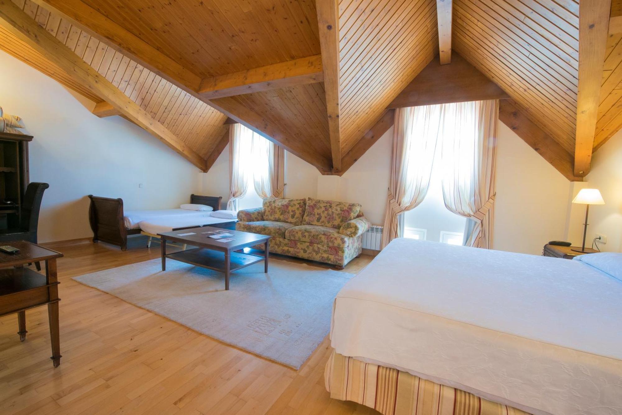 Hotel Silken Villa De Laguardia Bagian luar foto